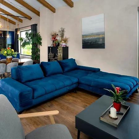 וילה Sofia פאזין